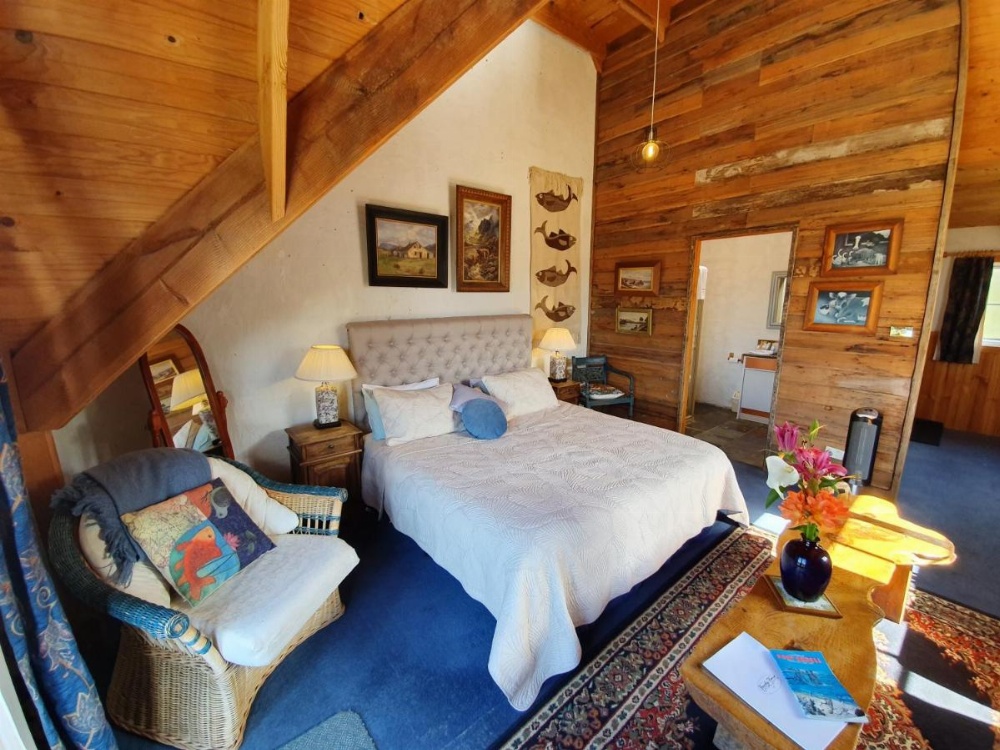 Room image 4